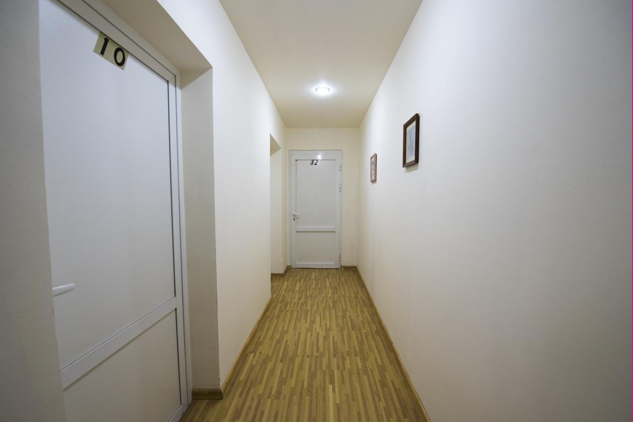 Kesabella Touristic House Bed & Breakfast P'arak'ar ภายนอก รูปภาพ