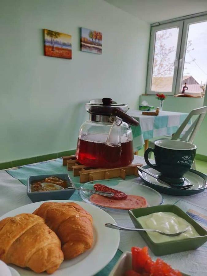 Kesabella Touristic House Bed & Breakfast P'arak'ar ภายนอก รูปภาพ